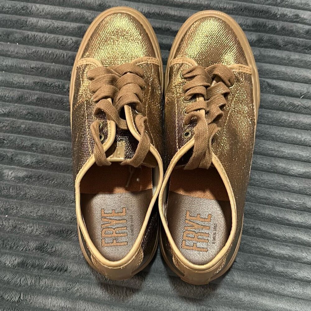 FRYE Bronze Gia Low Top Sneakers Women’s Size 7.5